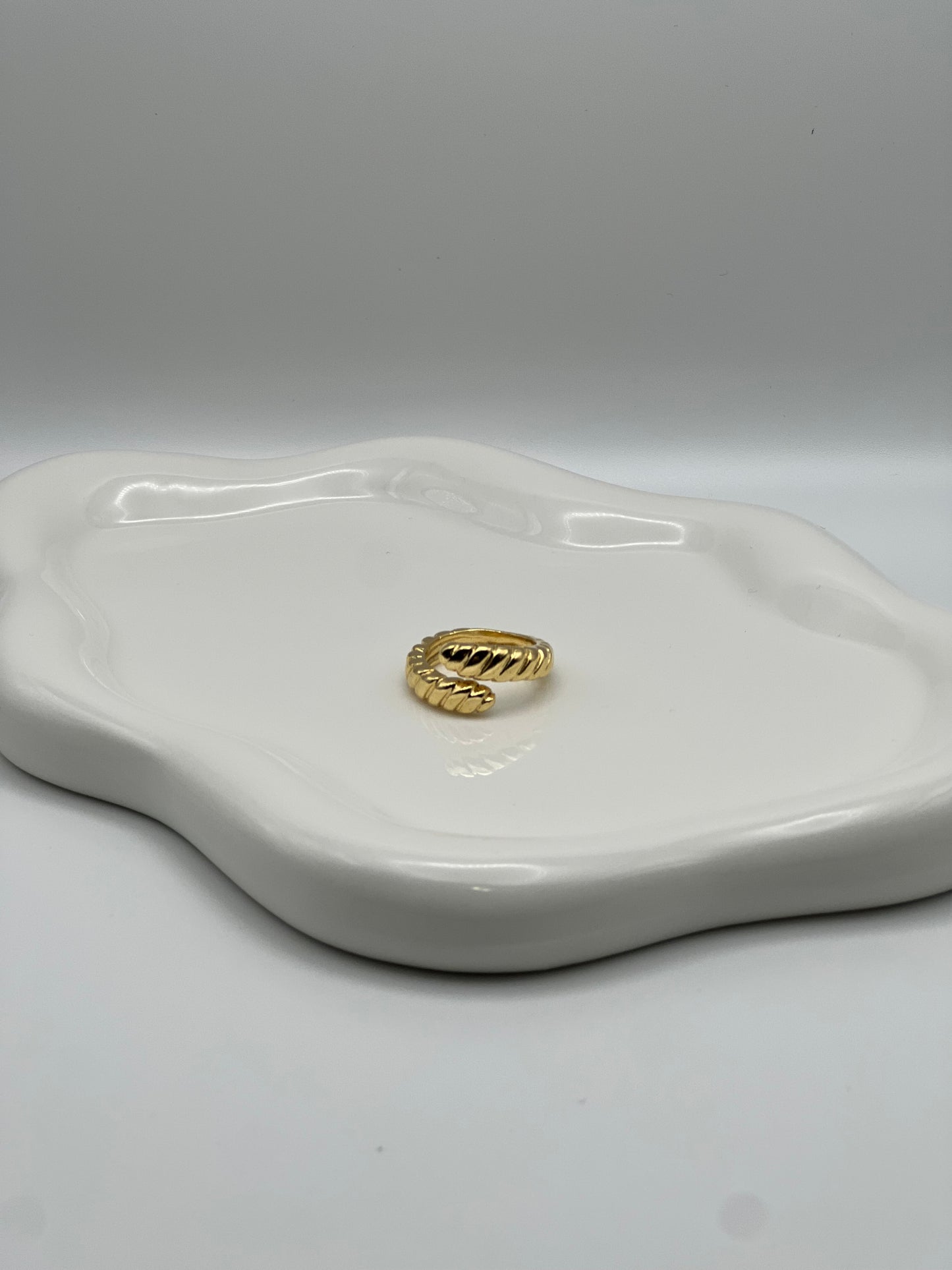 Semi Jewlery Bypass Ring