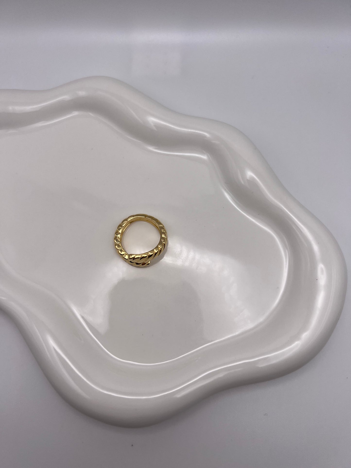 Semi Jewlery Bypass Ring