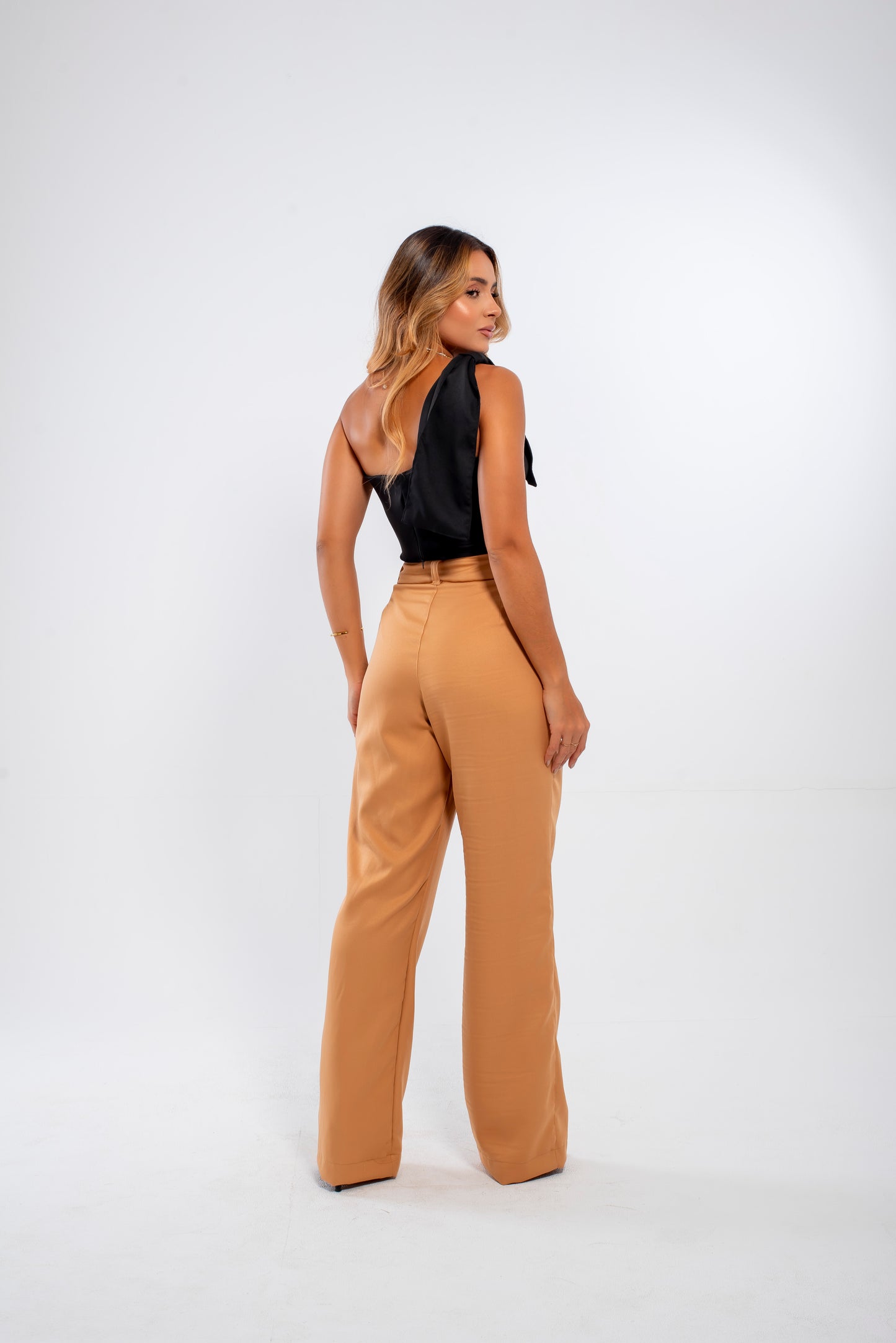 Tailored Crop Top - Black