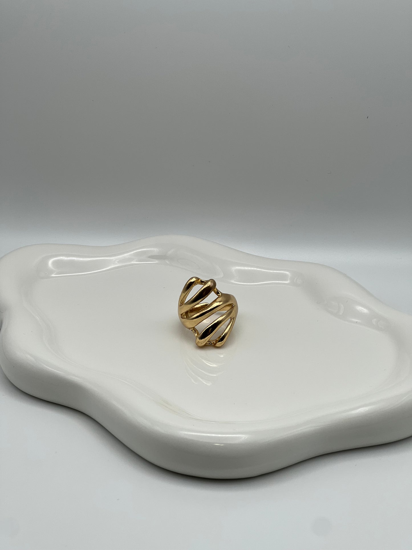 Layered Crossover Ring