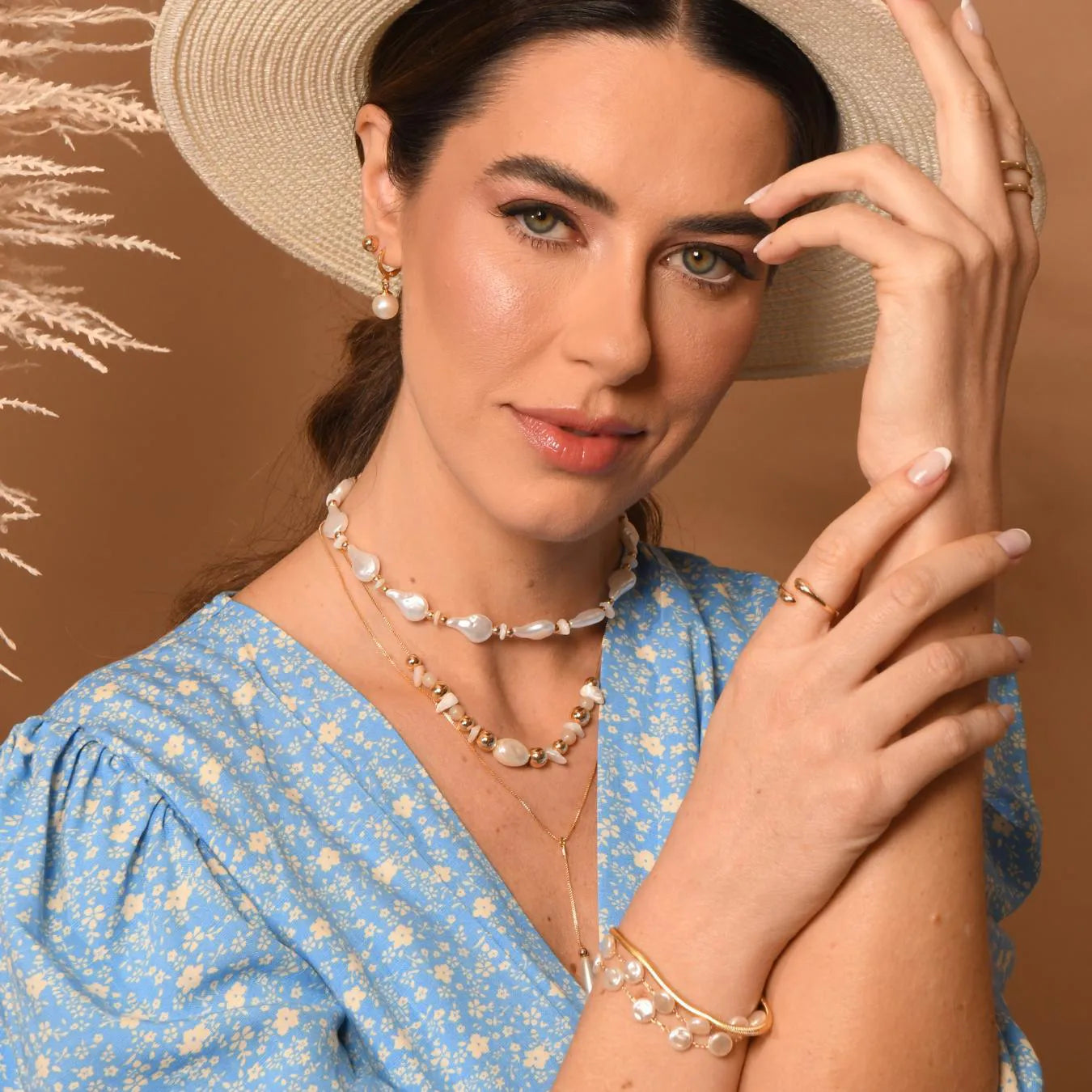 Leticia Pearl Hoop Earrings