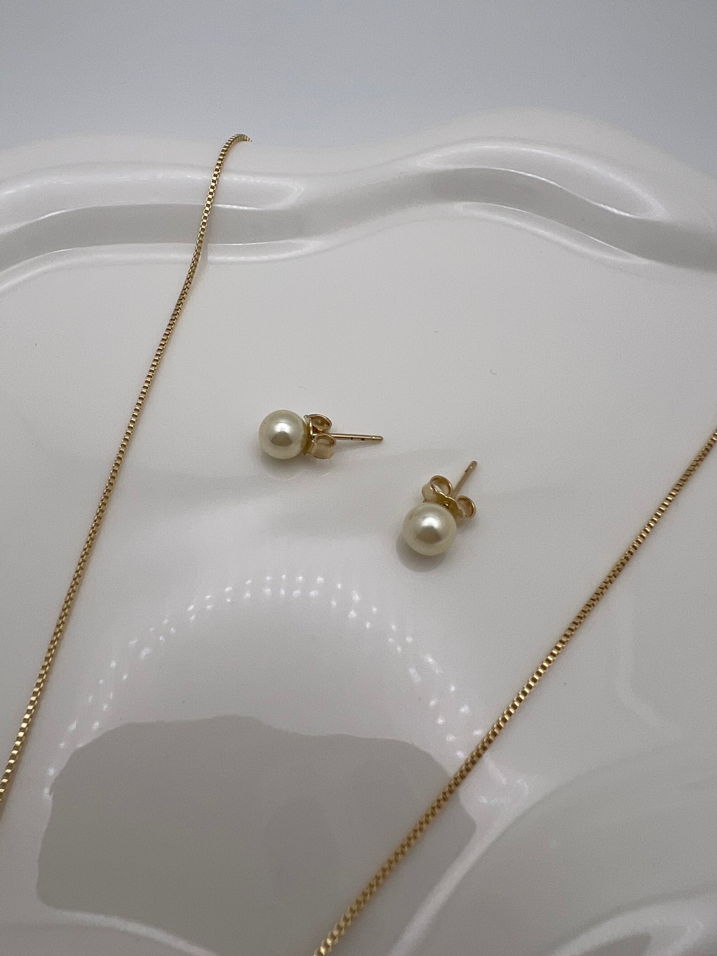Classic Pearl Set