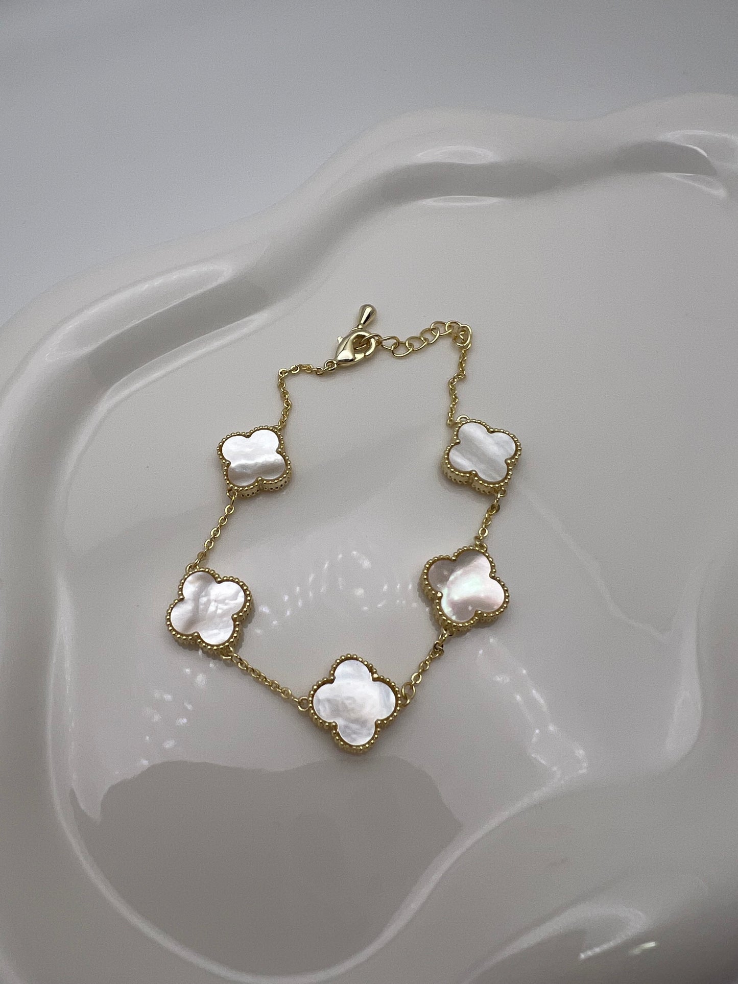 Van Elegance Bracelet