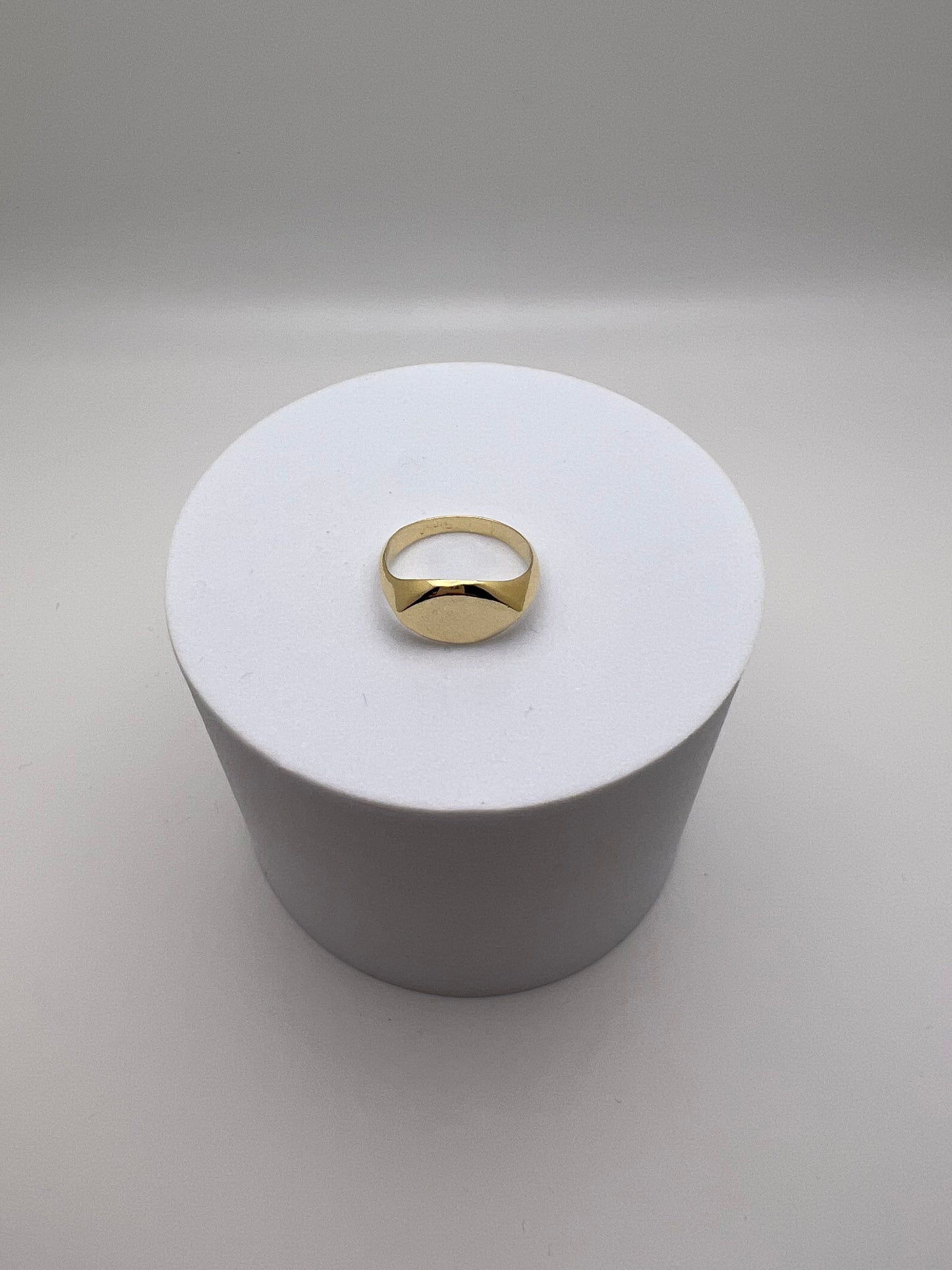 Gold Oval Signet Ring